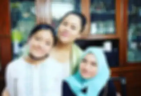 Sarah Amalia Sekarang Semakin Cantik Berhijab