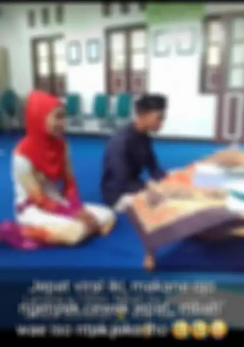 Viral, pernikahan nenek 59 tahun dengan remaja 19 tahun di Pati