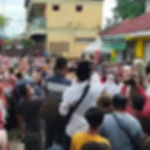 Bechi anak pemilik Ponpes Shiddiqiyyah Jombang ditemukan dalam kondisi begini saat ditangkap oleh polisi. Foto terkininya dicari-cari.