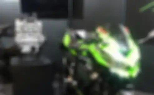 Bikin merinding nih, raungan mesin Kawasaki Ninja 250 4 Silinder alias ZX-25R