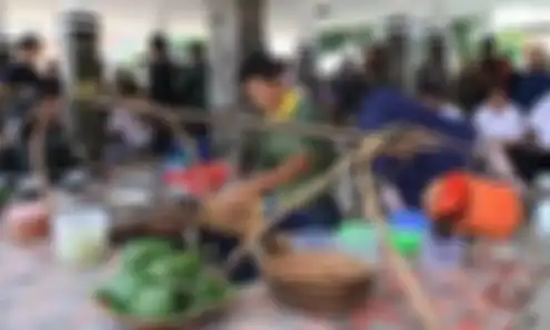 Inilah 6 tempat wisata seru yang berada di dekat stasiun kereta api. Semuanya bikin hati tergoda untuk berburu foto aesthetic. 