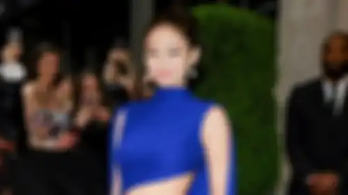 Outfit Jennie Met Gala 2024 