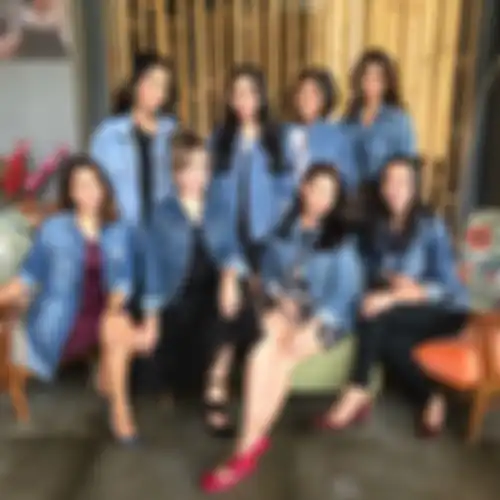 Grup arisan sosialita Cut Memey