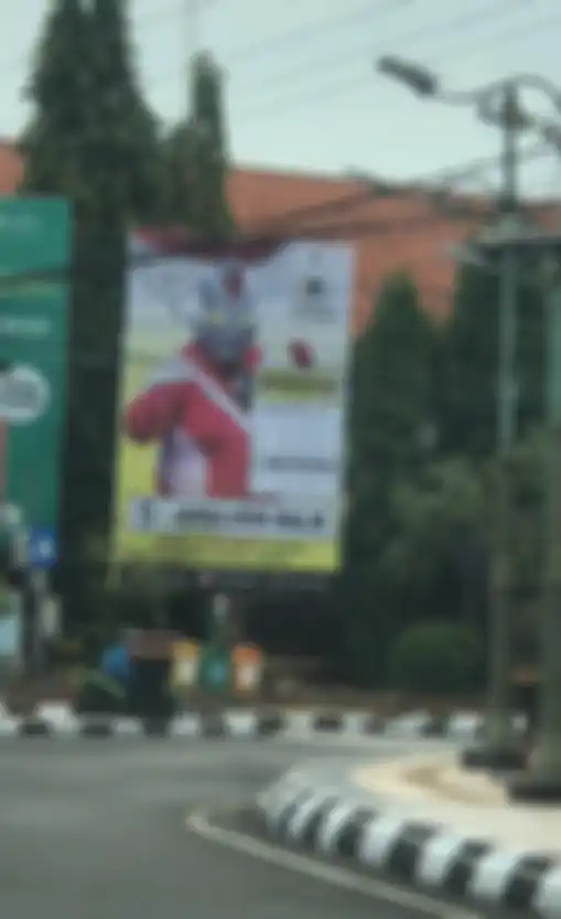 Viral di TikTok baliho caleg dari partai Golkar pakai foto ultramen