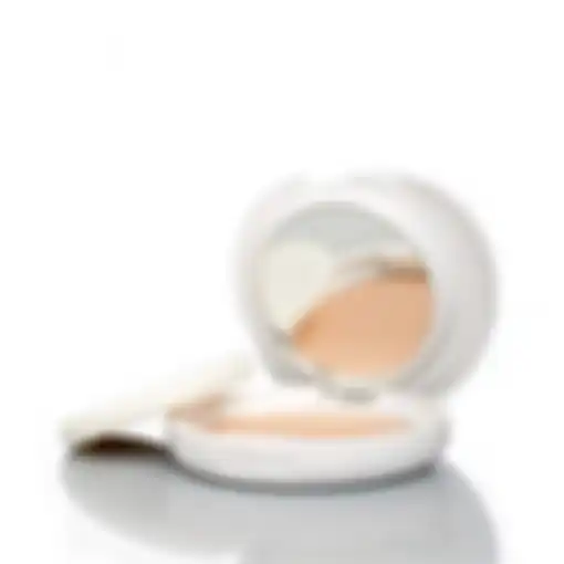Zoya Cosmetics Natural White Two Way Cake