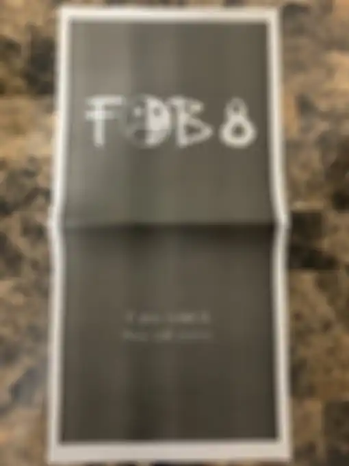 Iklan Fall Out Boy di koran lokal, Chicago Tribune