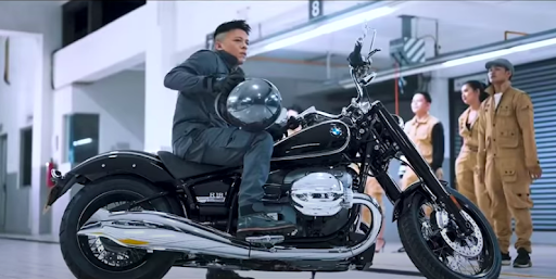 Brand Ambassador Motor BMW R18 Seharga Rp 1 M