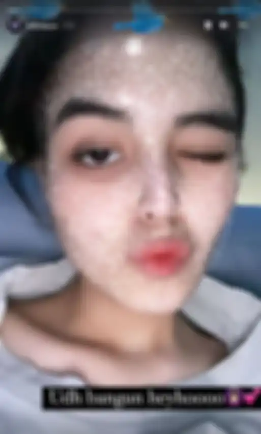 Edelenyi Laura masih membuat unggahan sehari sebelum meninggal