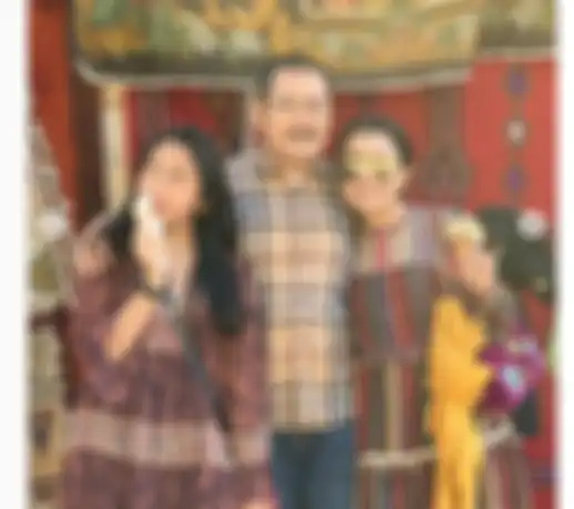 Fashion anak Mayangsari saat liburan di Istanbul