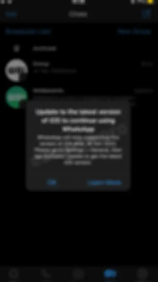 WhatsApp setop layanan di iOS 10 dan iOS 11.