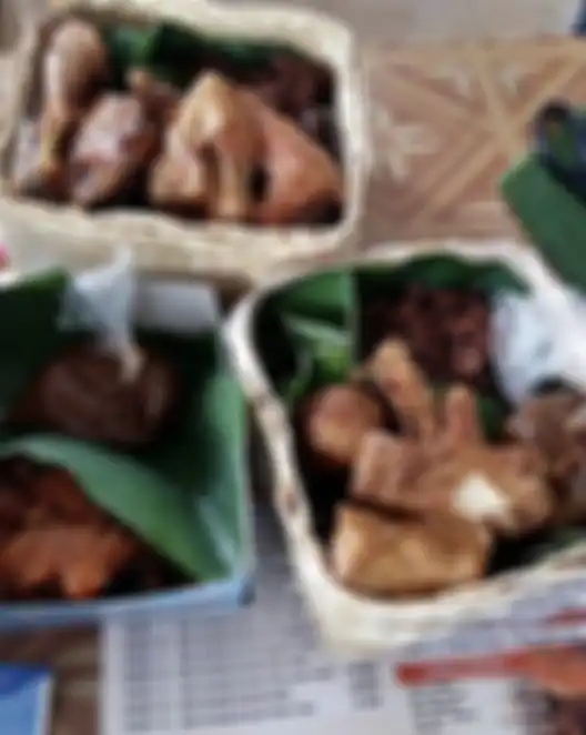 Berada di dekat tempat wisata Kaliurang, ini ulasan 6 foto lokasi kuliner enak di Jogja yang pasti murah. Wajib dicoba!