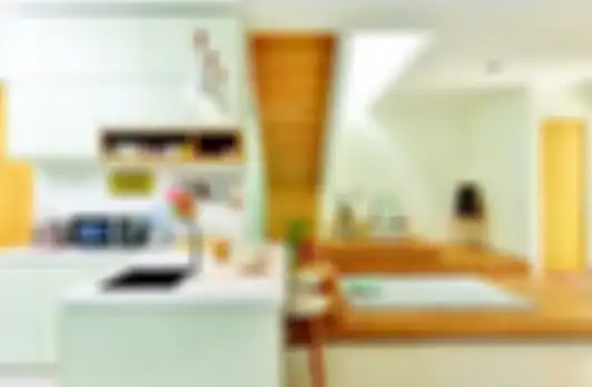 Kehadiran dapur menjadi penambah eseteika di ruang aktif ini.