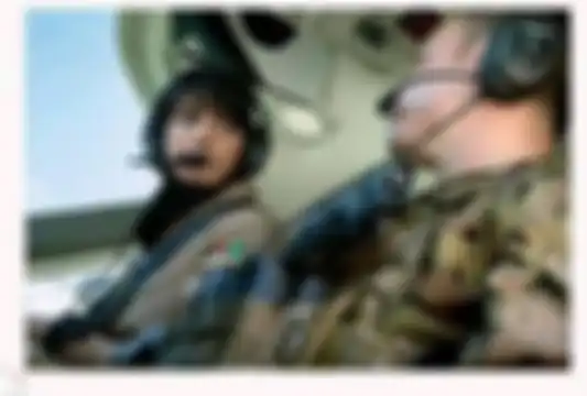 Foto Niloofar Rahmani yang tercatat sebagai pilot wanita pertama Afghanistan. Kini dia hidup nyaman di Amerika Serikat.