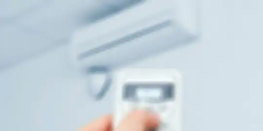 AC standar 1/2 PK 370 watt LG Hercules dengan kapasitas pendinginan yang tinggi.