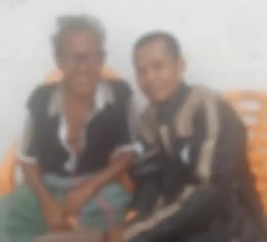 Umi Elvy Sukaesih berduka cita kehilangan sosok tercinta dalam kondisi segar bugar. Ratu dangdut unggah foto duka. 