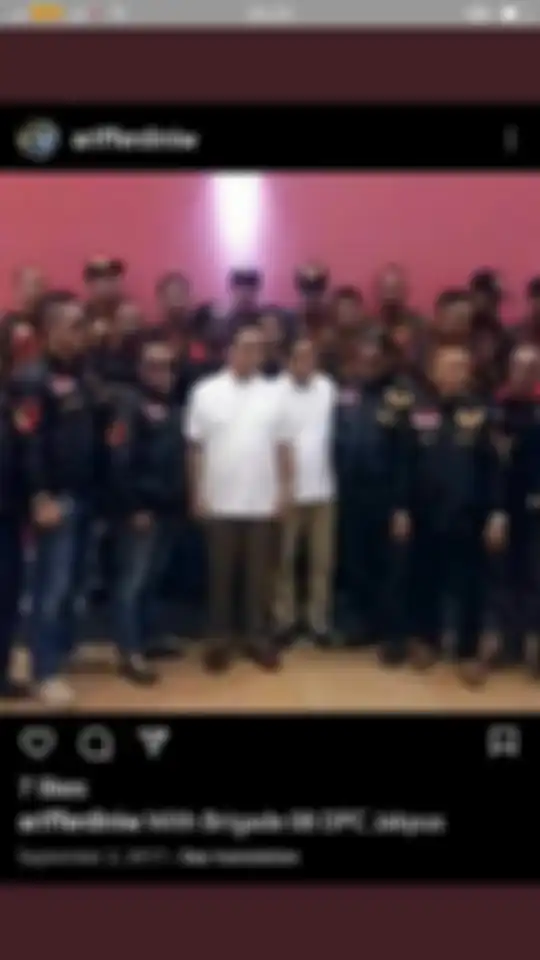 Arif Ferdini penyebar video hoaks Ade Armando ditangkap polisi. Foto Arif bareng Anies Baswedan langsung digeruduk. 