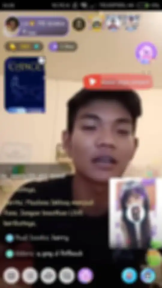 Tri Suaka dan Zinidin Zidan diminta bayarRp 10 miliar gegara cover lagu musisi Minang. Foto keduanya menjadi pengamen di Jogja jadi sorotan. 