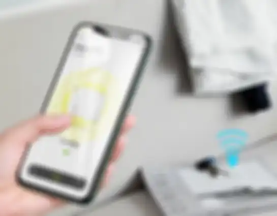 Aksesoris gadget smart alarm tracker.