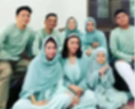 Ariel NOAH rayakan lebaran bersama Alleia Anata Irham
