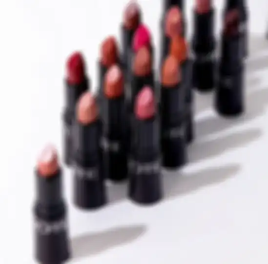 Note Cosmetics Mattemoist Lipstick