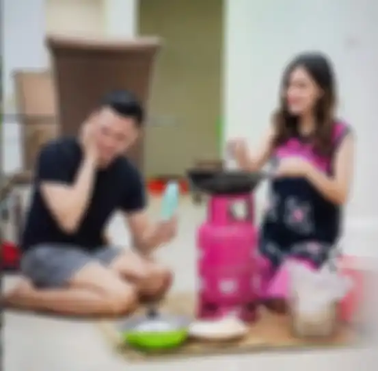 Nella Kharisma sedang hamil