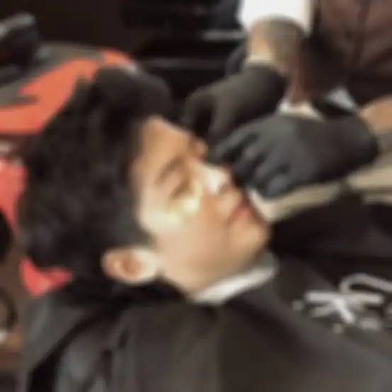 Cowok Ke salon