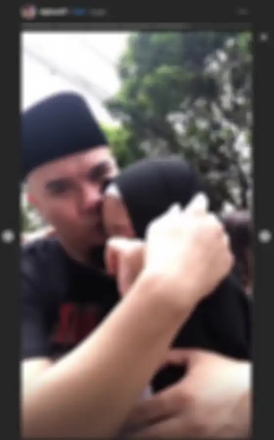 Safeea menangis di pelukan Ahmad Dhani