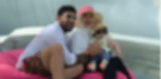  Potret Kebersamaan Irish Bella-Ammar Zoni dan Sang Buah Hati.