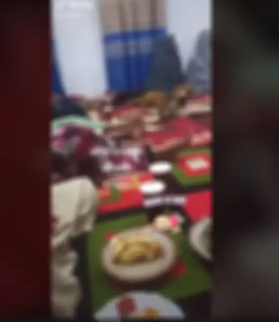 Ibu ibu nonton bareng sinetron Ikatan CInta