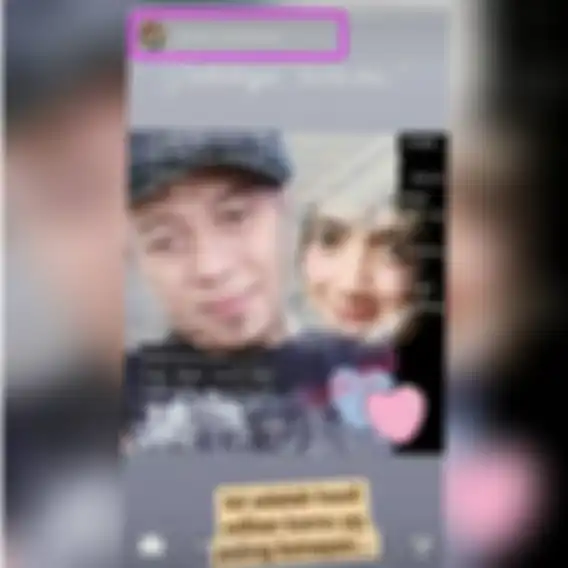 Postingan Yulia Mochamad
