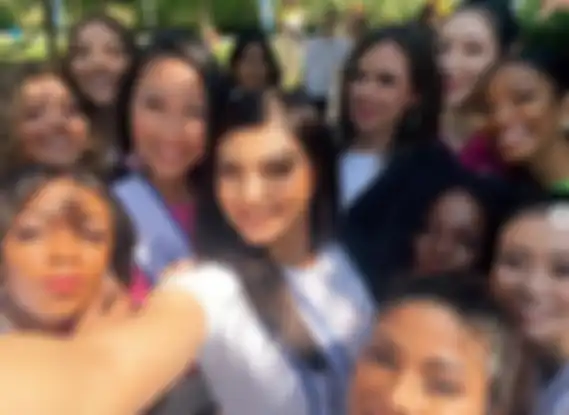 Potret akrab Jihane Almira Chedid bareng para finalis Miss Supranational 2021