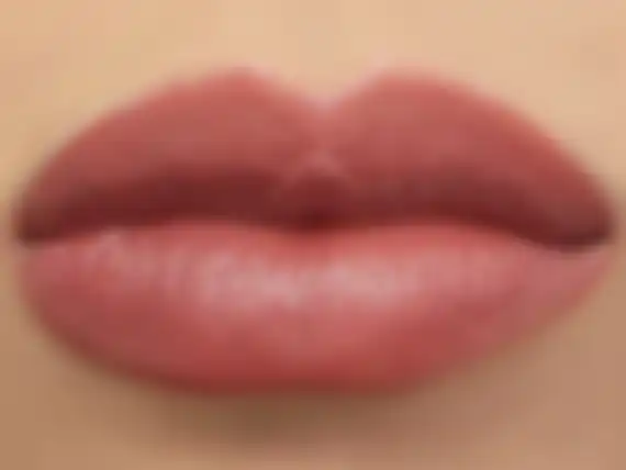 Lipstik pink untuk kulit sawo matang