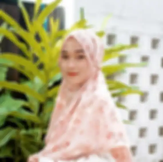 Ririe Fairus   