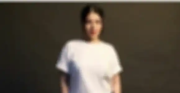 Tina Toon kenalkan pacar barunya ke awak media. 
