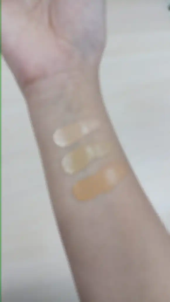 Pilihan Shade Warna Rollover Reaction Cushion Compact
