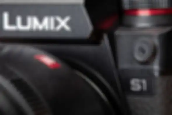 Panasonic Lumix S1