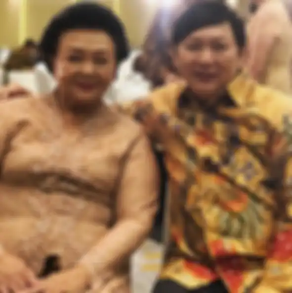 Ibu dan Adik Ahok