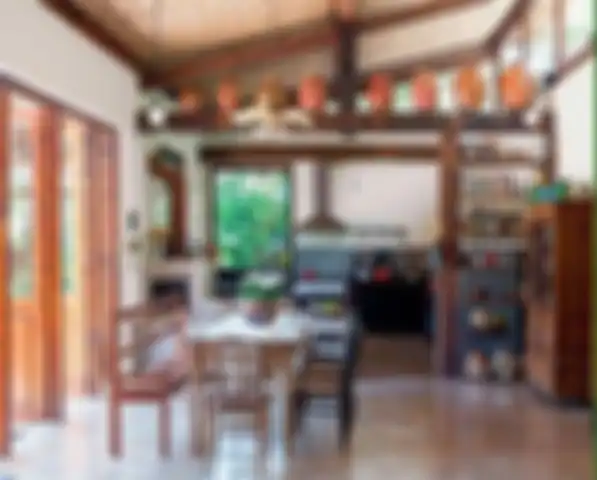 Desain dapur mungil dirancang dengan trik cerdas ini agar menjadi solusi di lahan terbatas. Foto hasilnya langsung ditiru.