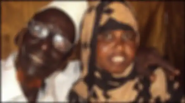 Mr Ahmed dan Ms Safia