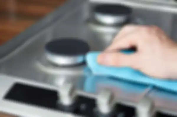 Tidak menunda membersihkan dapur dan peralatannya cara jitu menjaga kebersihan dan kesehatan.