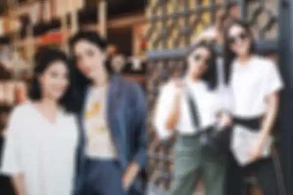 Ririn Dwi Ariyanti dan Siti Adira Kania