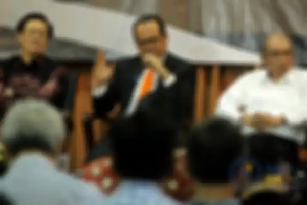 Pengacara senior Mohammad Assegaf (kanan) yang pernah membela Habib Rizieq Shihab meninggal dunia pada Selasa (22/6/2021). 