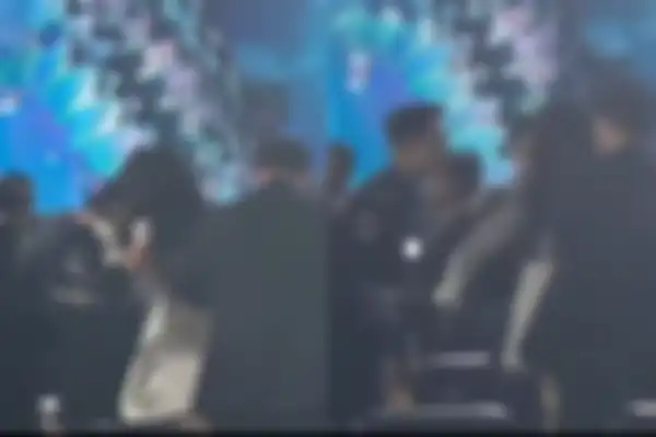 Momen Lee Do Hyun dan Lim Ji Yeon di Baeksang Arts Awards ke-60
