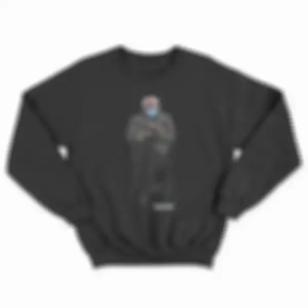 Crewneck dengan desain pose Bernie Sanders yang kondang.