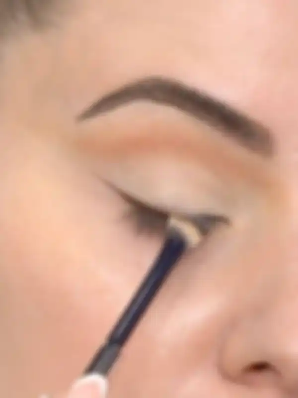 Langkah membuat fox eyes