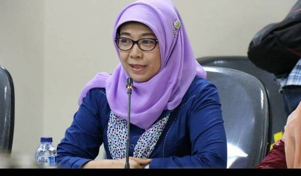 Komisioner KPAI, Sitti Hikmawatty 