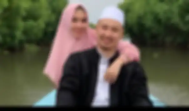 Kartika Putri dan Habib Usman 