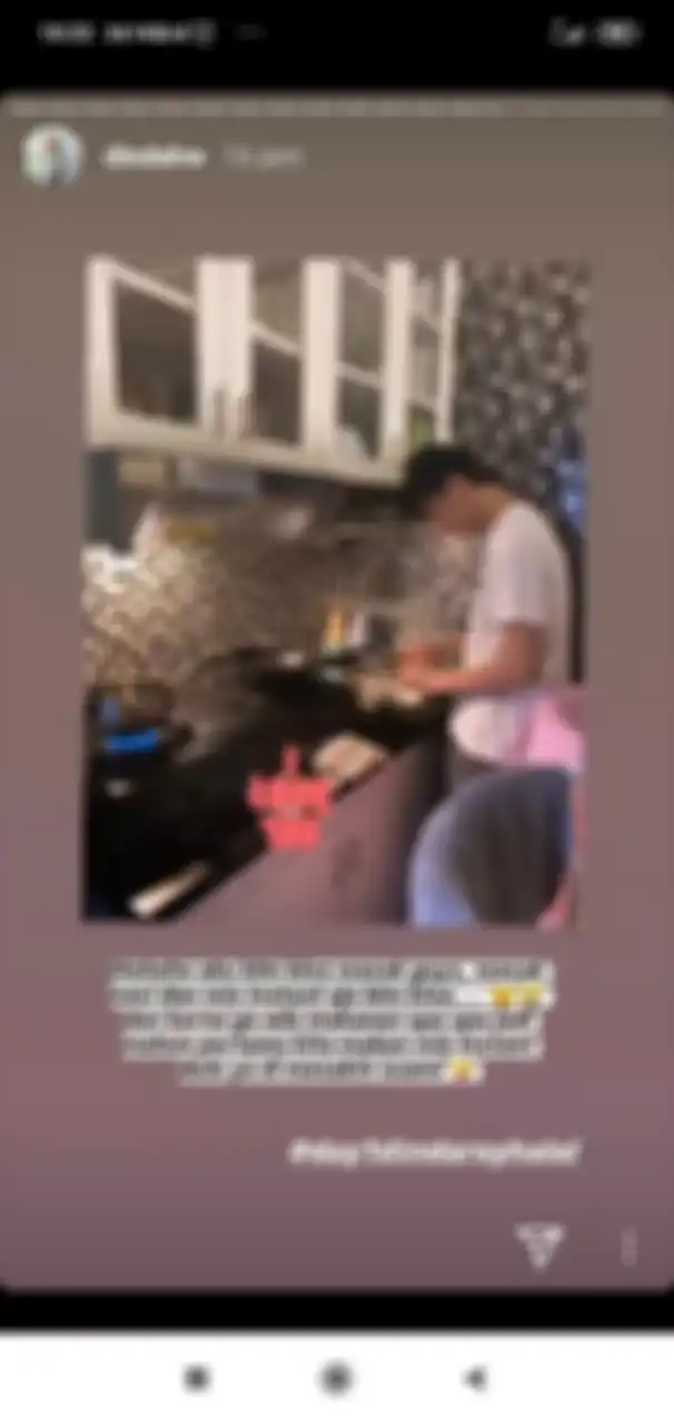 Dinda Hauw akui tak bisa memasak dan akhirnya hanya makan mie instant yang dimasak suaminya, Rey Mbayang.
