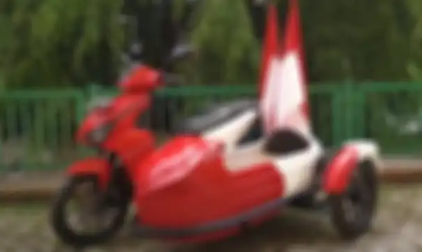 Gesits dengan Side Car, 