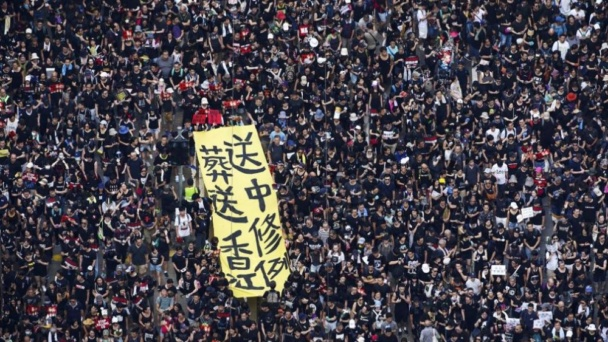 Aksi protes di Hongkong